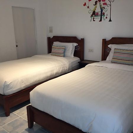 Mango Hotel Чиангмай Екстериор снимка