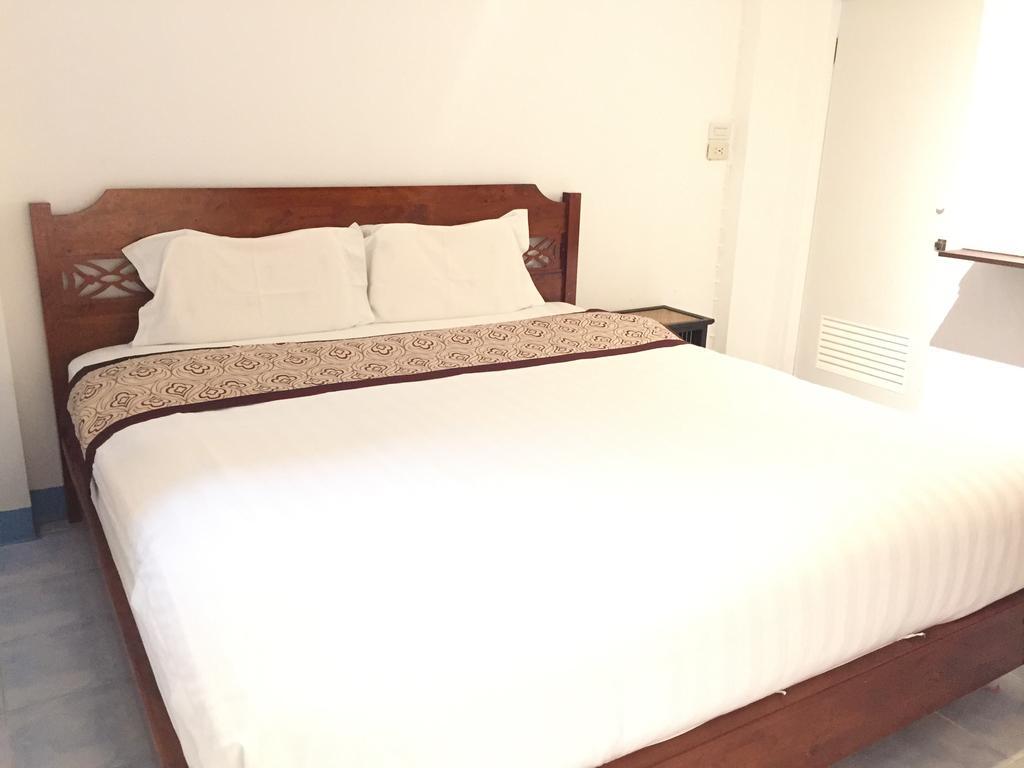 Mango Hotel Чиангмай Екстериор снимка